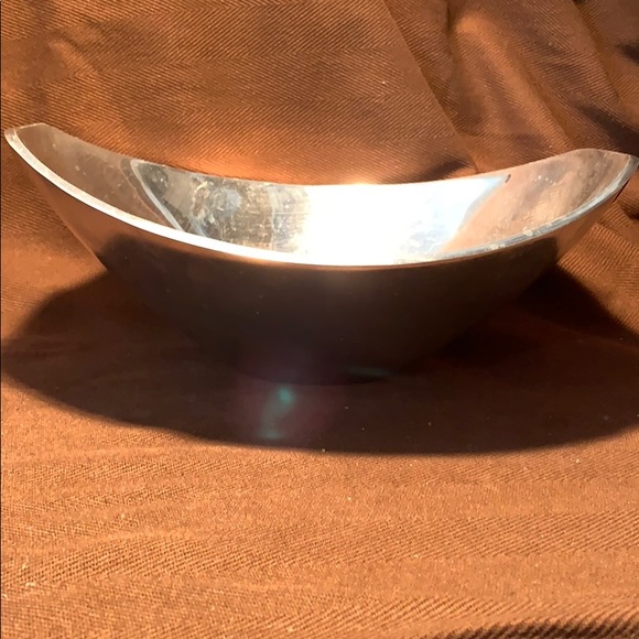 Dansk Classic Fjord Boat Bowl Made in India 2.5qt - Picture 3 of 10